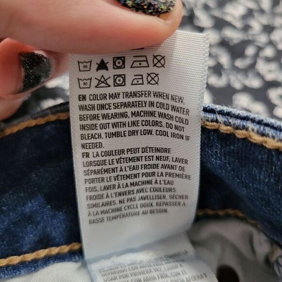 NWT American Eagle Super High Rise Demin Embroidered Mini Skirt - Picture 7 of 7